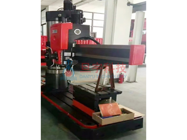 Radial Drilling Machine